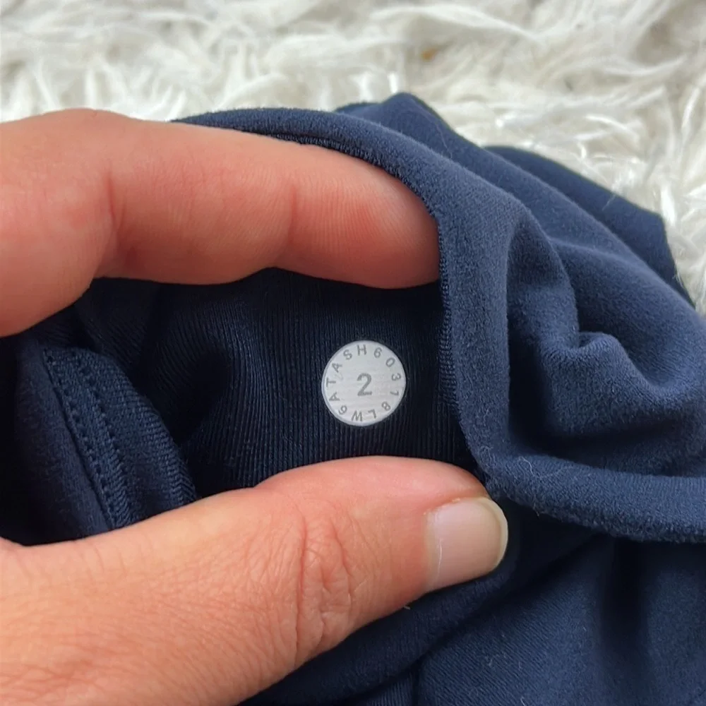 Lululemon Align Jogger Crop *23" True Navy - Picture 6 of 8